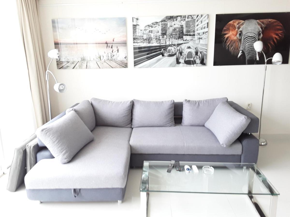 Ferienwohnung Front Port Line Sleeps 6 Marbella Exterior foto